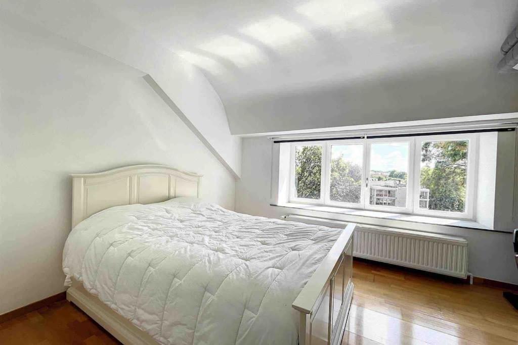 Rive Gauche F Centre - Gare - Aeroport Apartment Charleroi